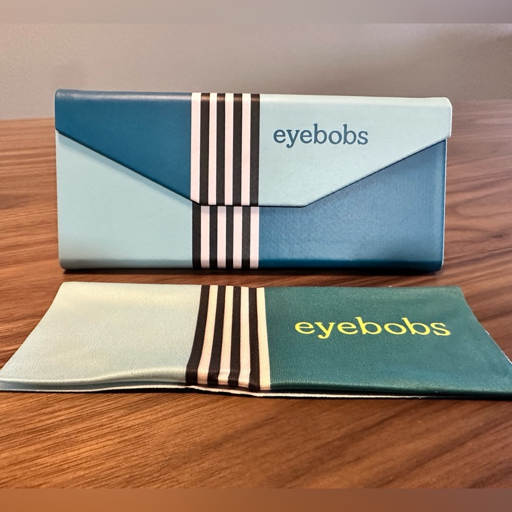 Eyebobs collapsible glasses case NWOT